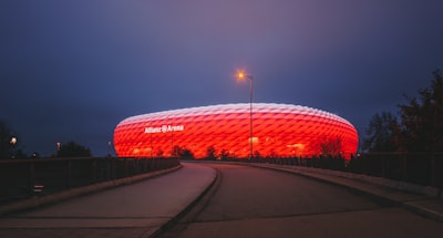 مباريات ربع النهائي لدوري أبطال أوروبا 2025مواجهات نارية وتوقعات مثيرة