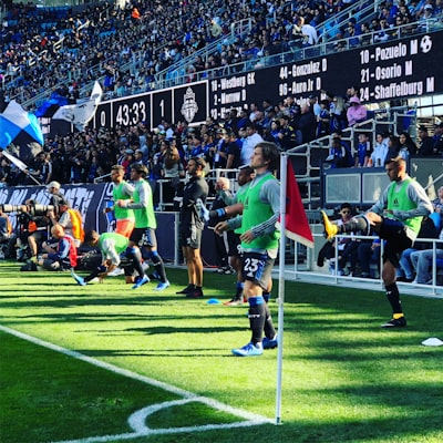 مباراةالبرازيلوأمريكامباشريلاشوتمواجهةناريةبينعمالقةكرةالقدم